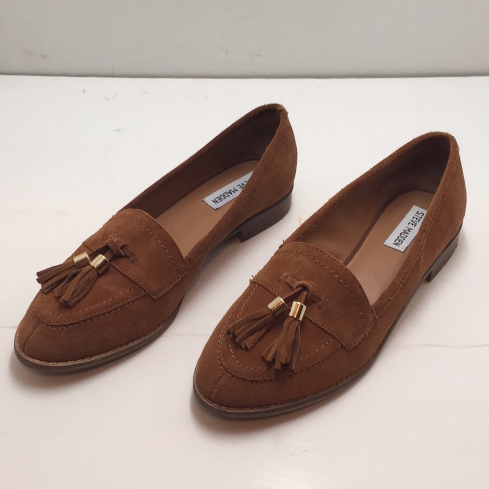 Menswear-inspired loafers-great for work!